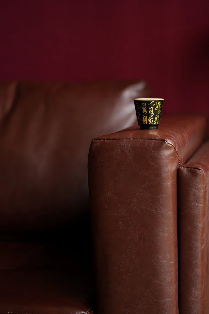 《芳芳吖》云泊玄墨描金诗文木兰杯