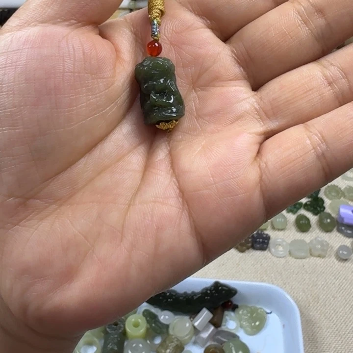 和田玉未镶嵌包链