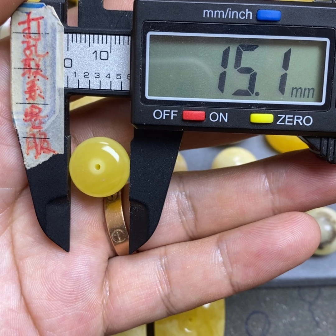 蜜蜡未镶嵌裸石15.1x9.1墩子