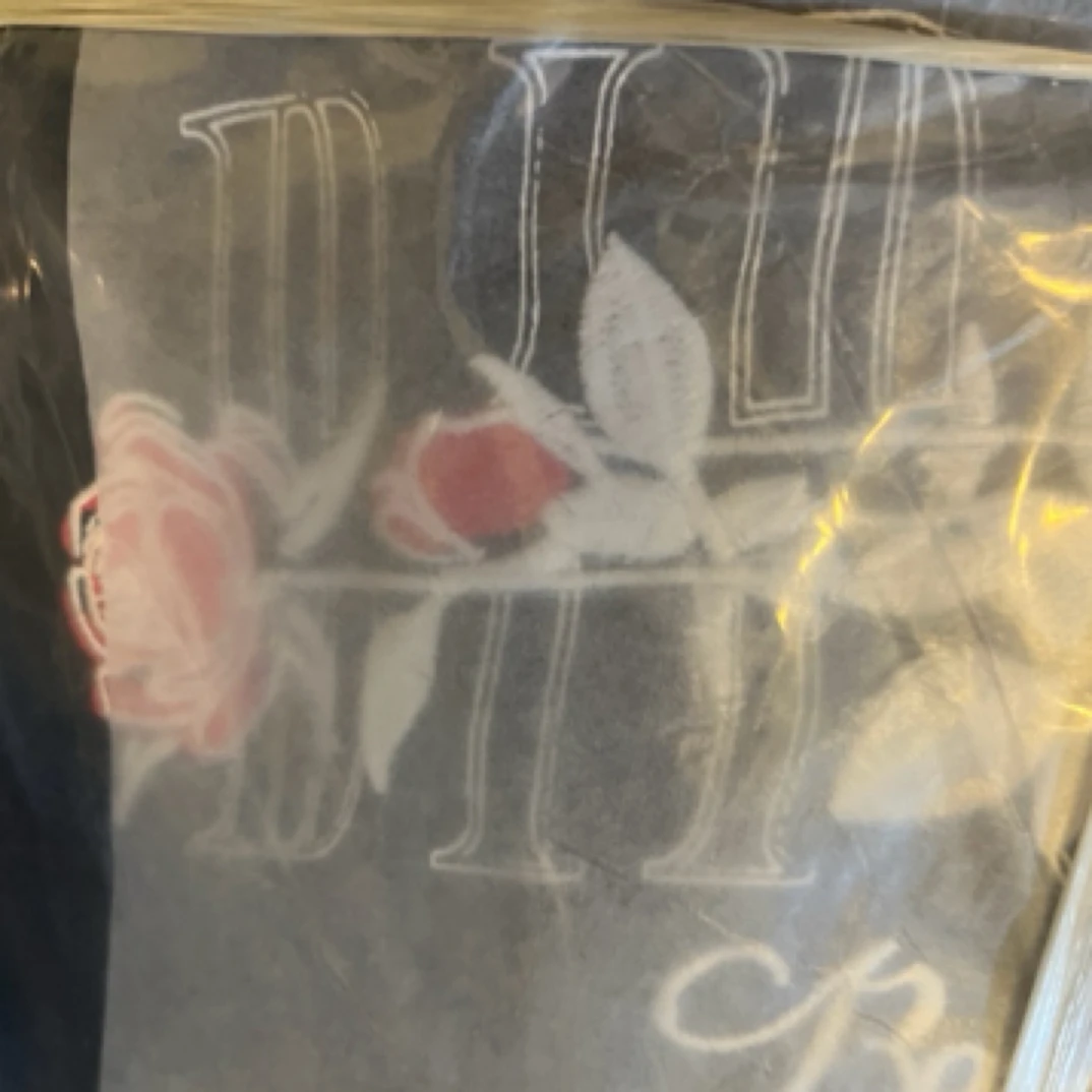 B❤️p超大玫瑰重工刺绣短袖