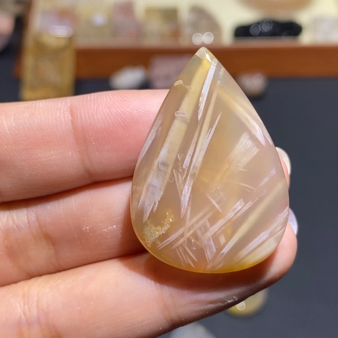 【闪购商品】未镶嵌珊瑚玉硅化玉
