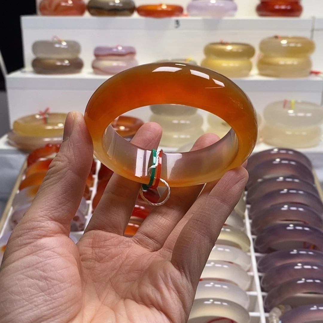 玛瑙/玉髓未镶嵌手镯