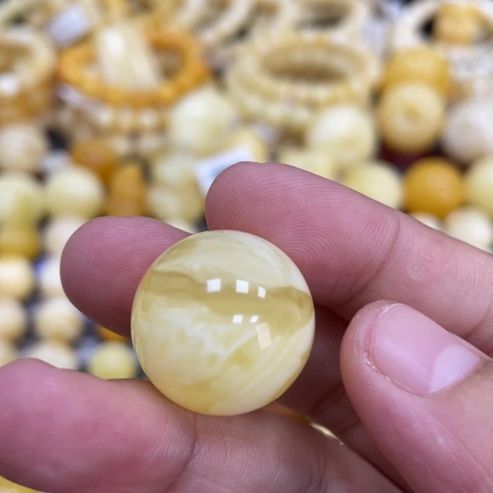 蜜蜡未镶嵌裸石21mm