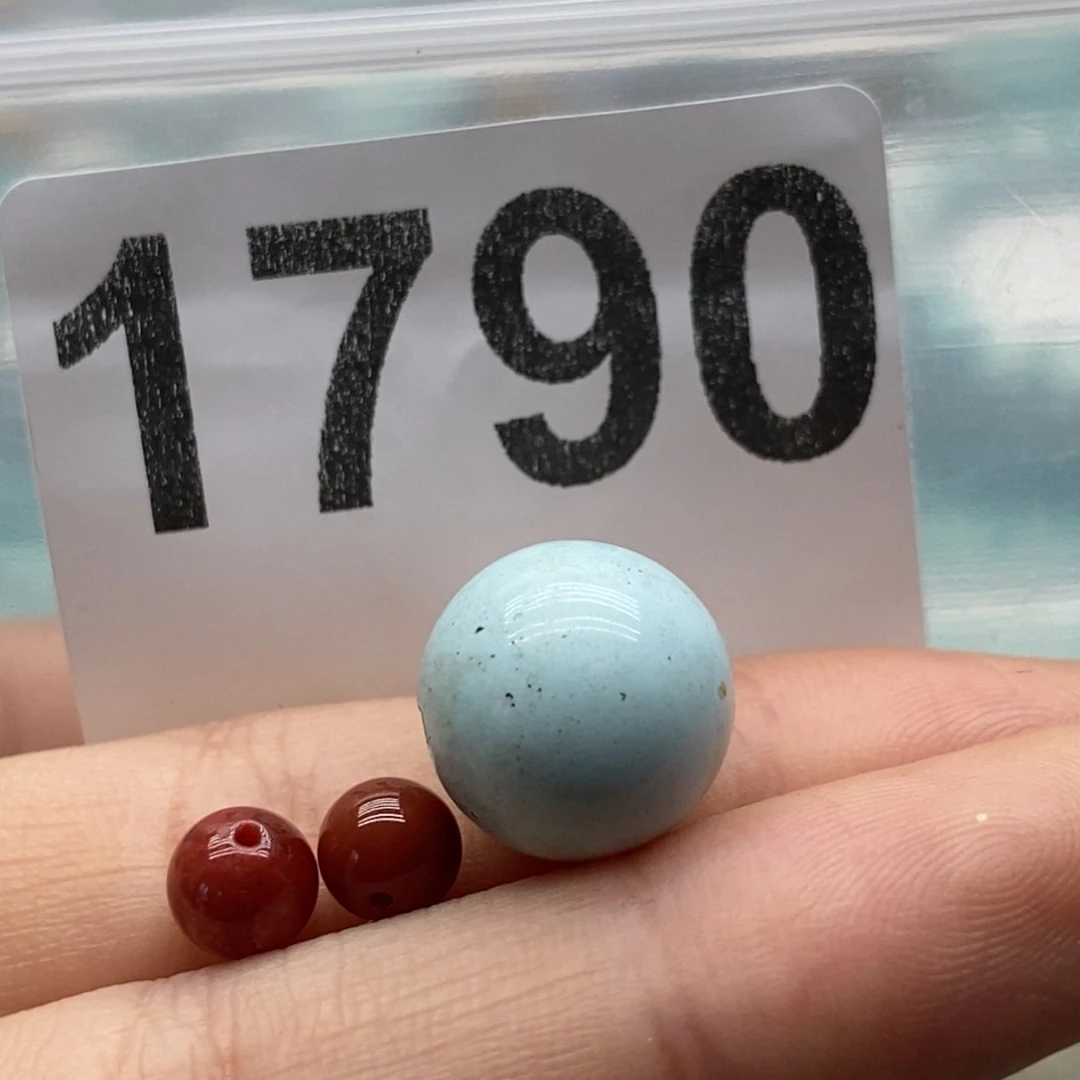 南红玛瑙颈饰未镶嵌