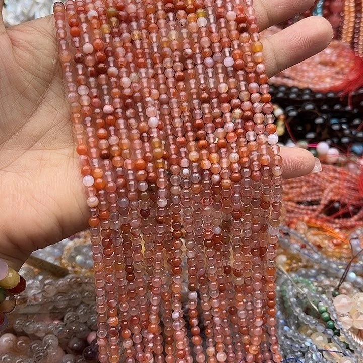 玛瑙/玉髓未镶嵌珠宝半成品一条4mm冰飘南红