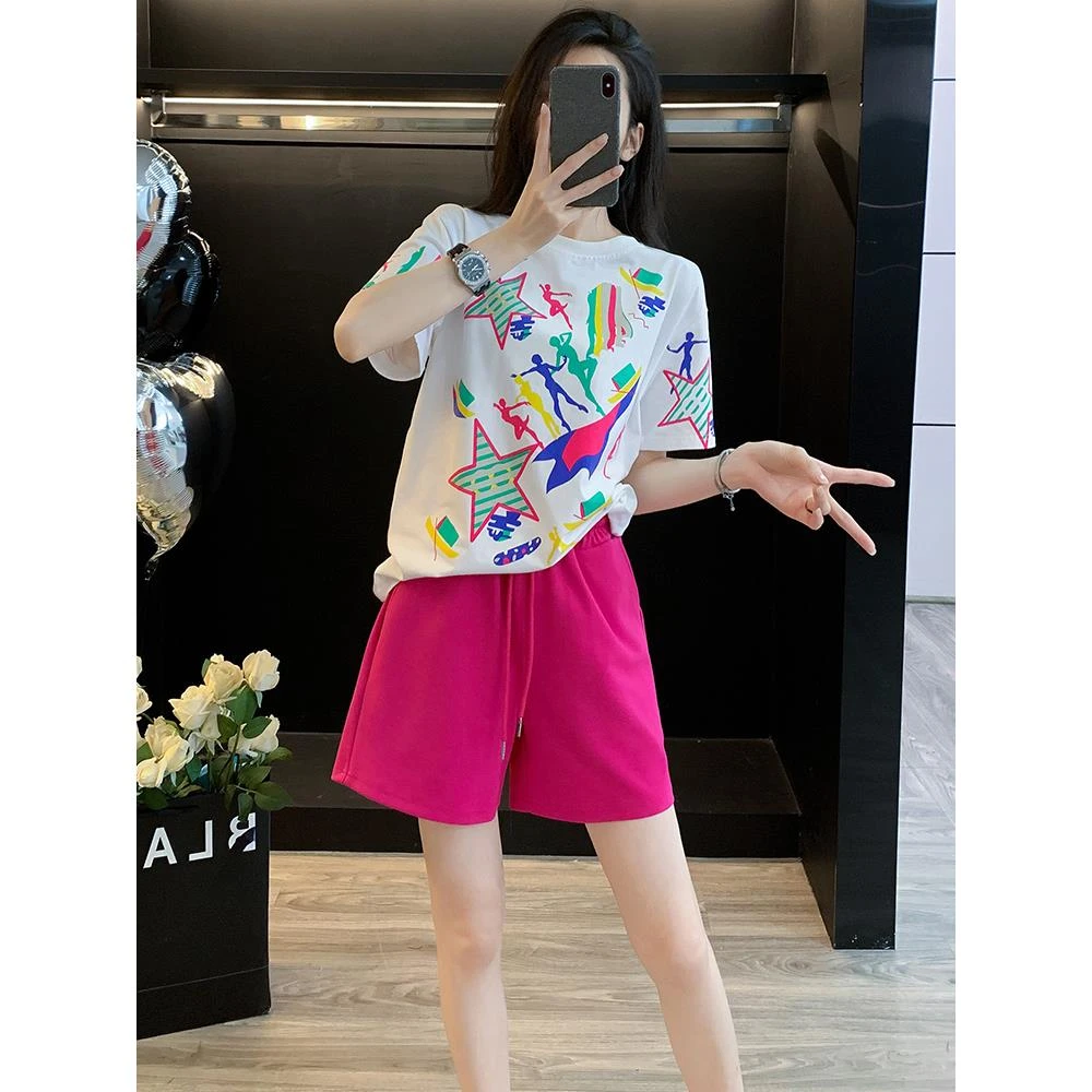 欧洲站休闲运动套装女夏季时尚宽松白色短袖T恤玫红色短裤两件套