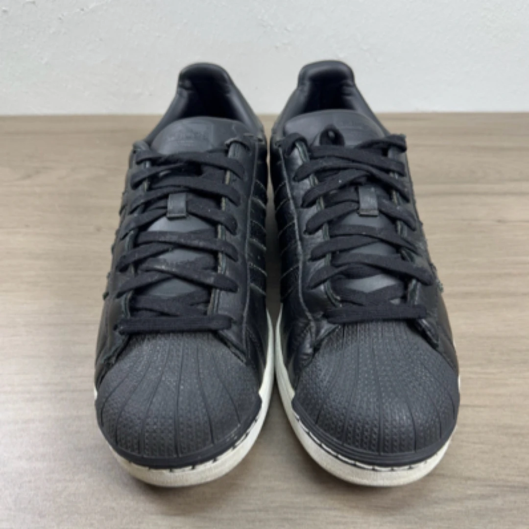 42.5码/贝壳头黑白休闲鞋/无瑕疵