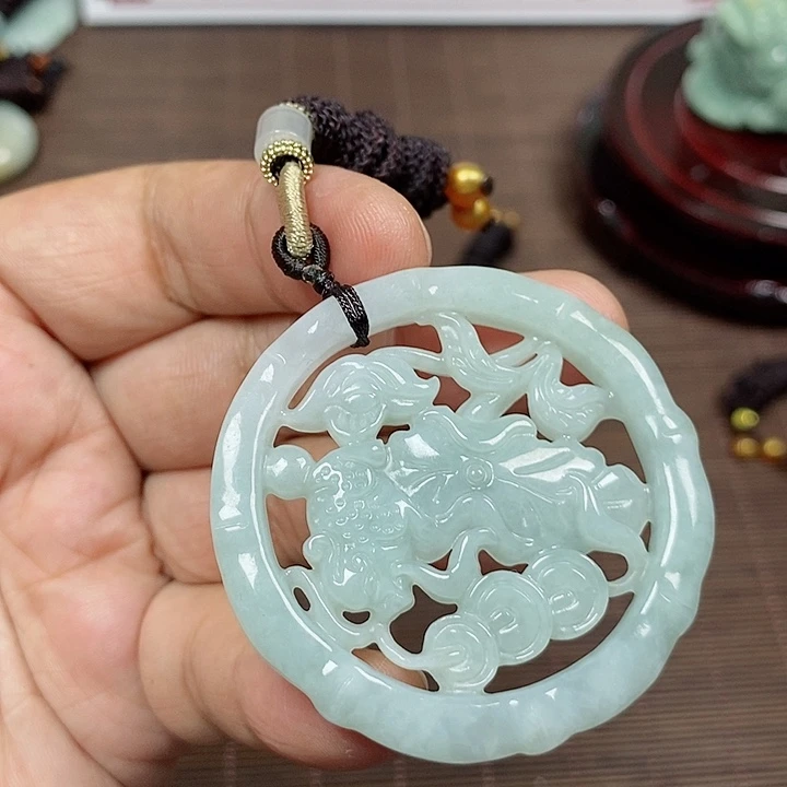 颈饰未镶嵌翡翠天然翡翠玉A货配证书