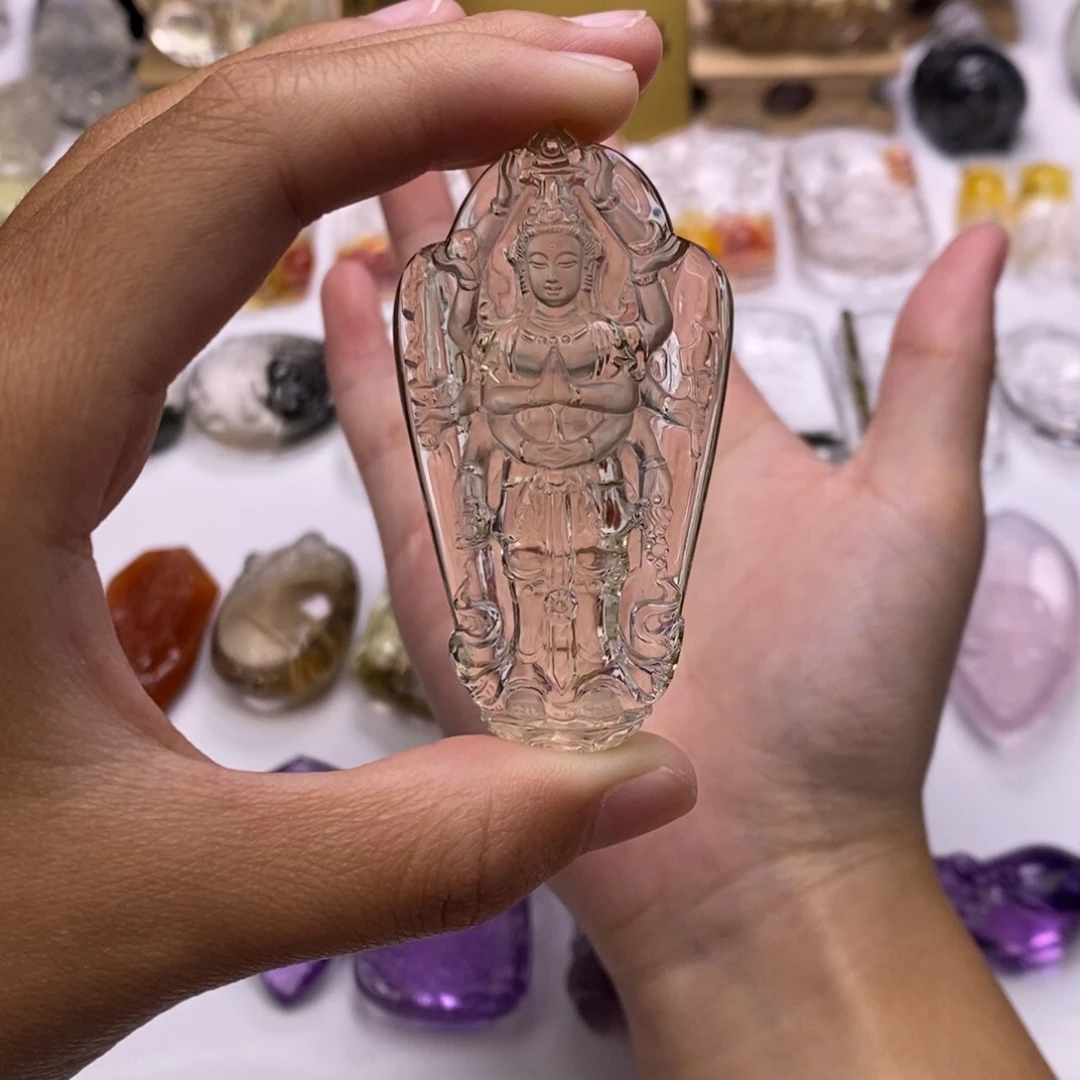 吉***a颈饰未镶嵌水晶定制