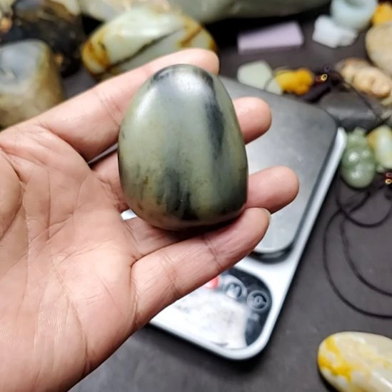 和田玉（糖玉）未镶嵌挂件