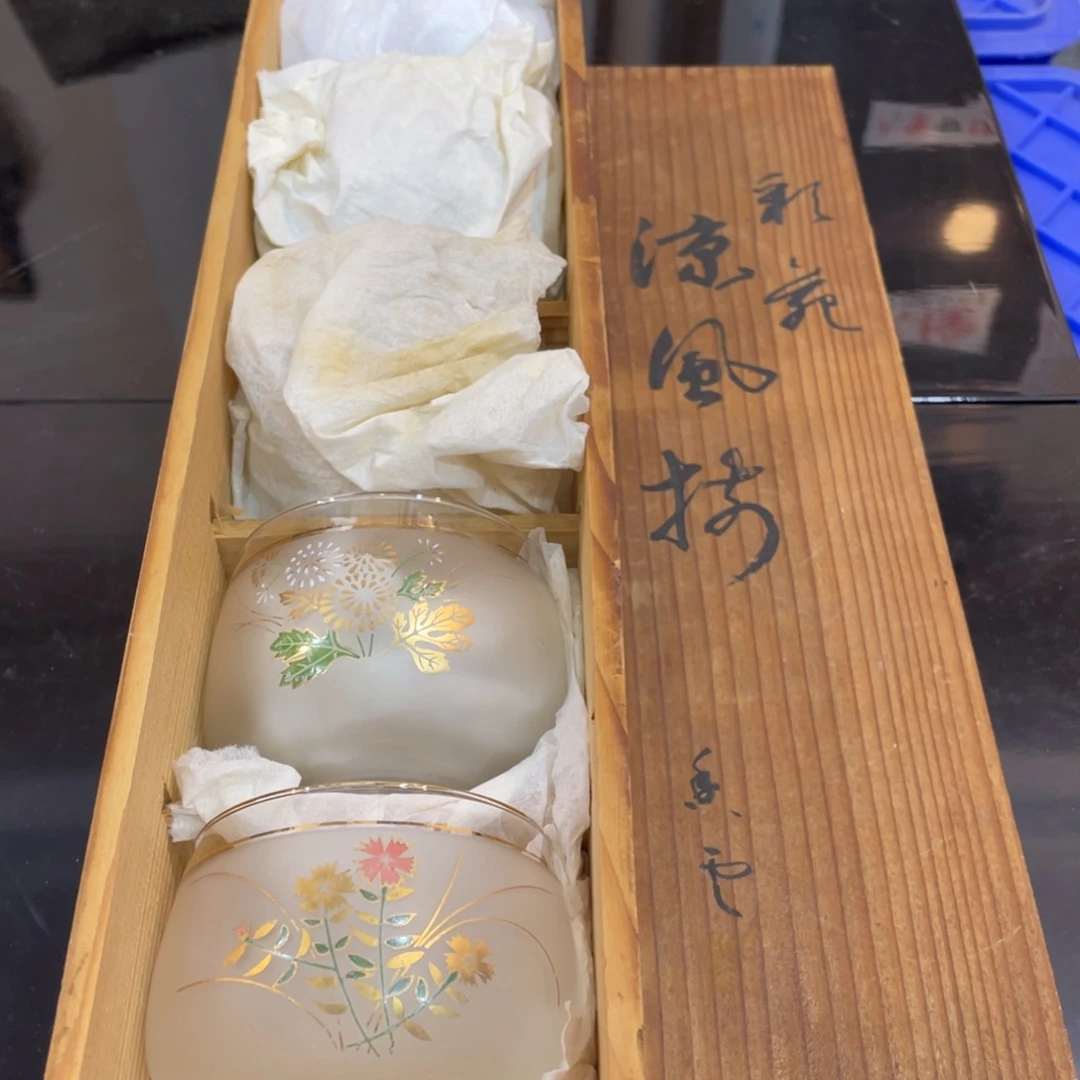 -微瑕_ 回流物品，不是全新