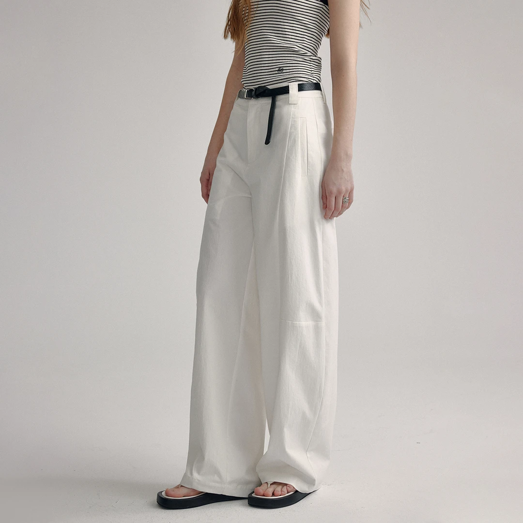 范洛 “立裁香蕉弯刀裤”微皱棉质休闲裤FX24K016推广