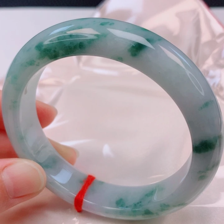 翡翠未镶嵌手镯59。60