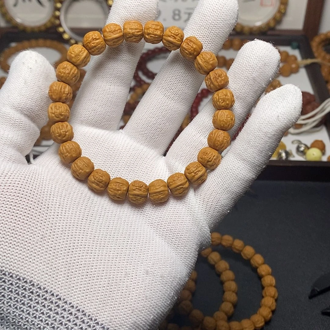 猴头核桃吊坠全品9-10超小金蚕13号