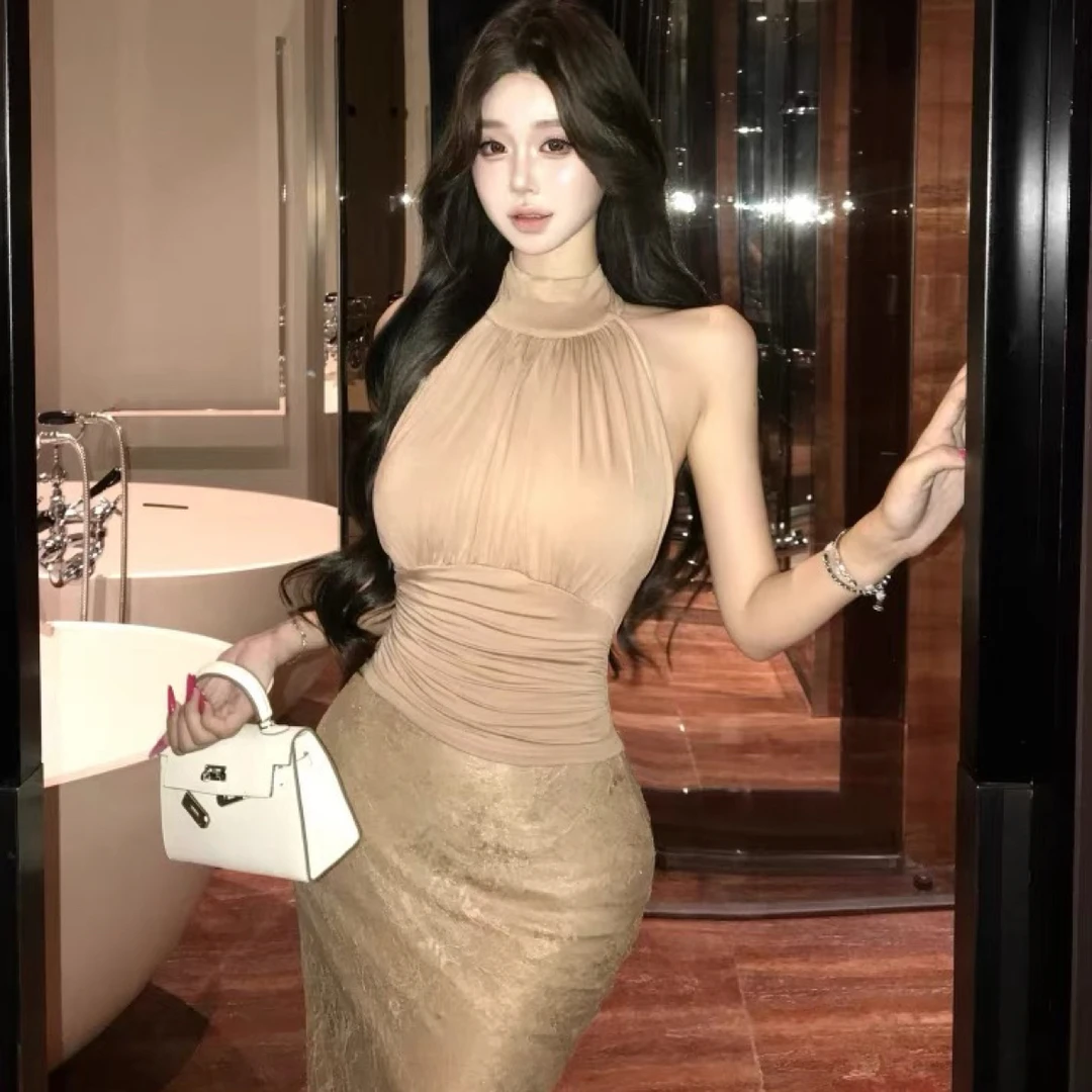 夏季新款性感蕾丝包臀半身裙搭配无袖露肩上衣