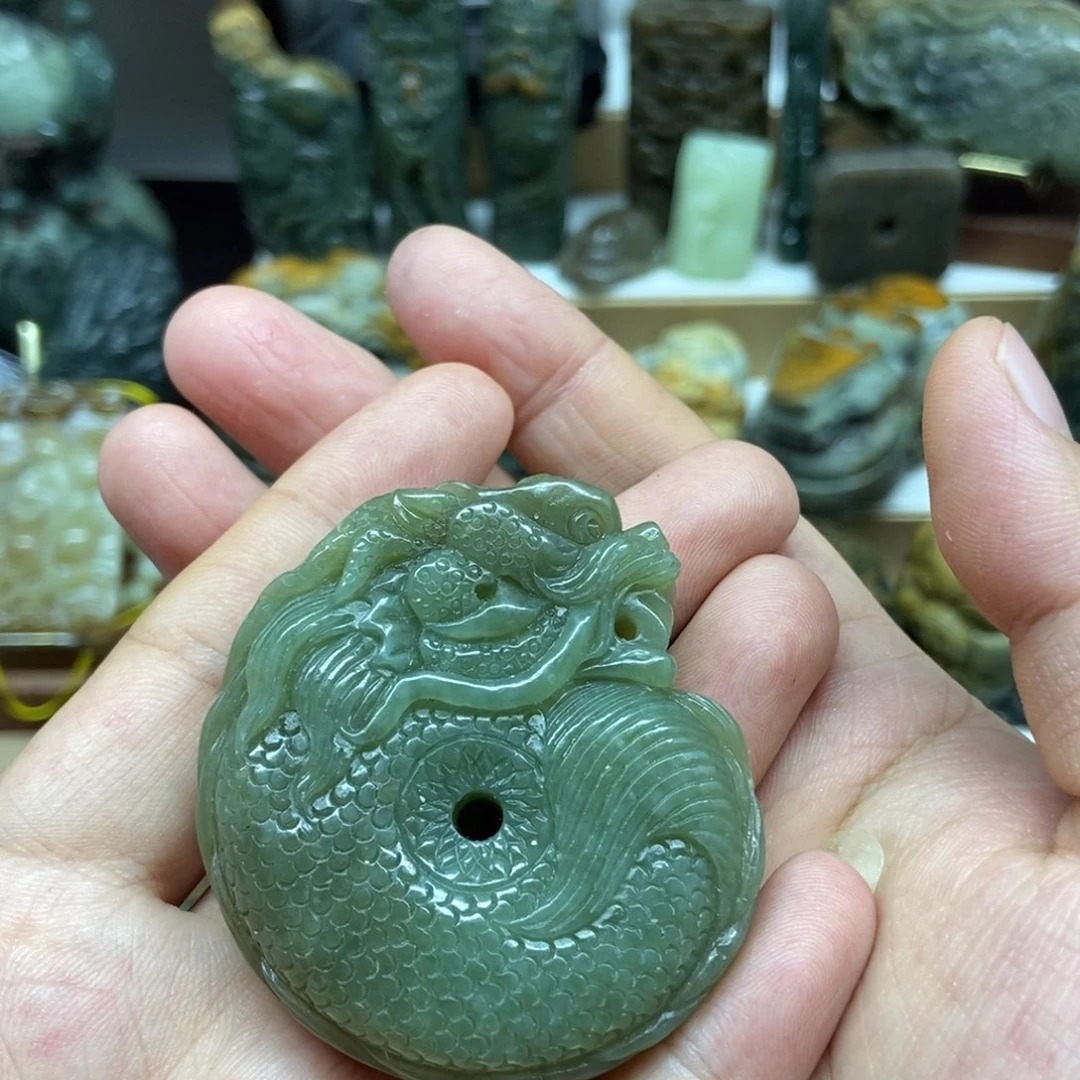 未镶嵌和田玉把件锦**行