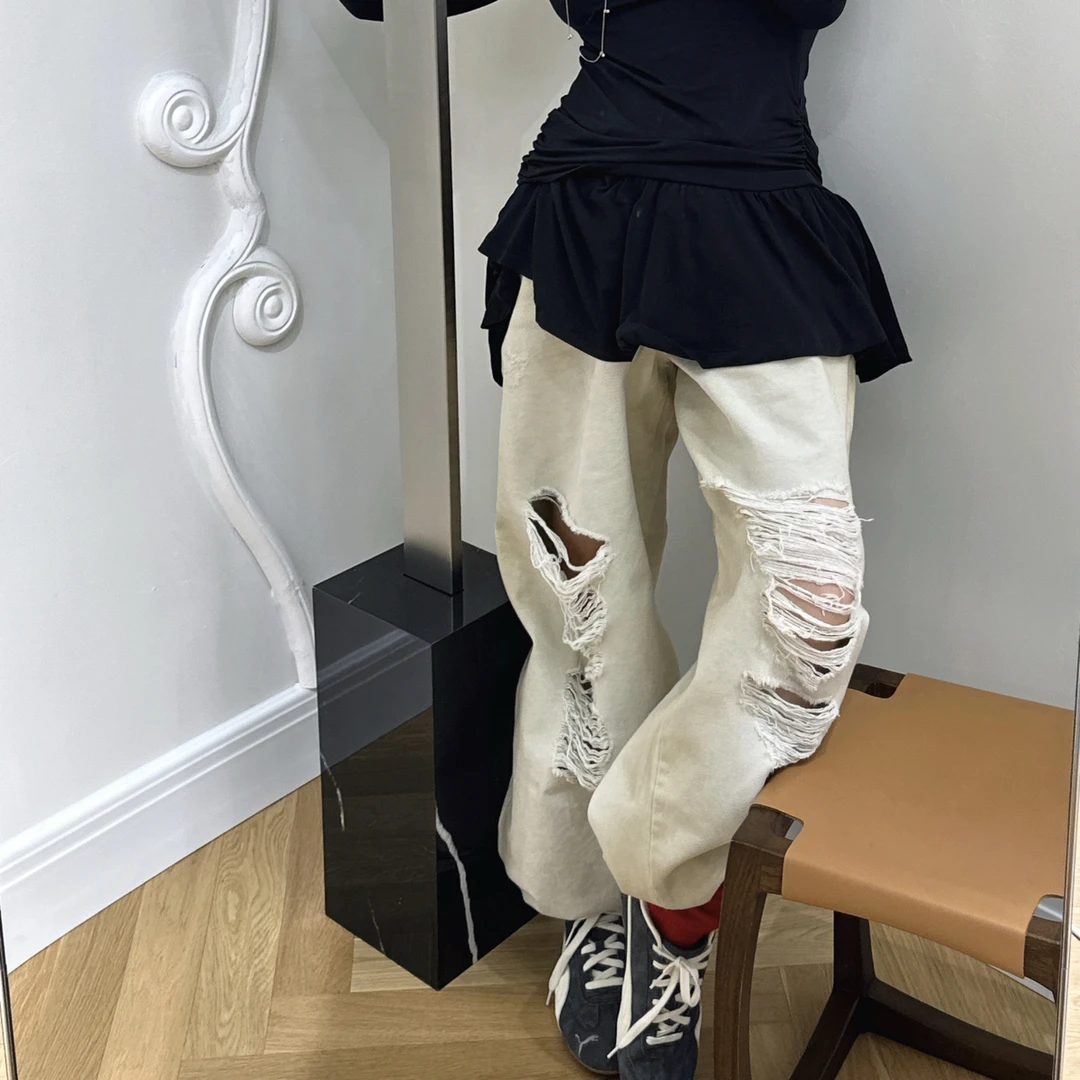 LCDC25秋冬新品直筒破洞牛仔裤（NO退，支持换码换款）防拍价