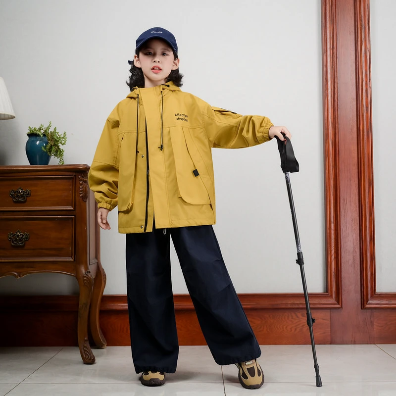 女童外套春秋款2025新款防风洋气时髦冲锋衣中大童女孩秋装上衣潮