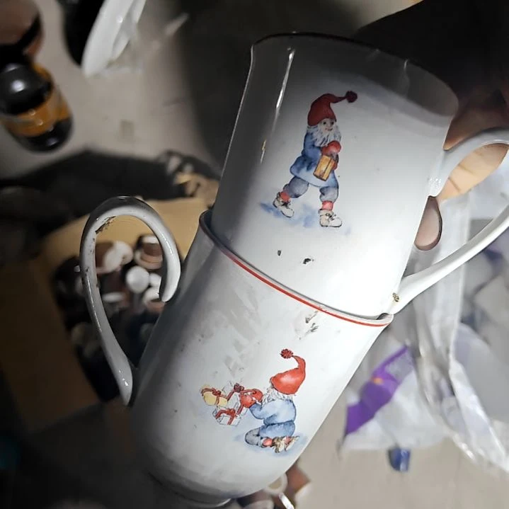 摆件陶瓷盘子碗啥都有