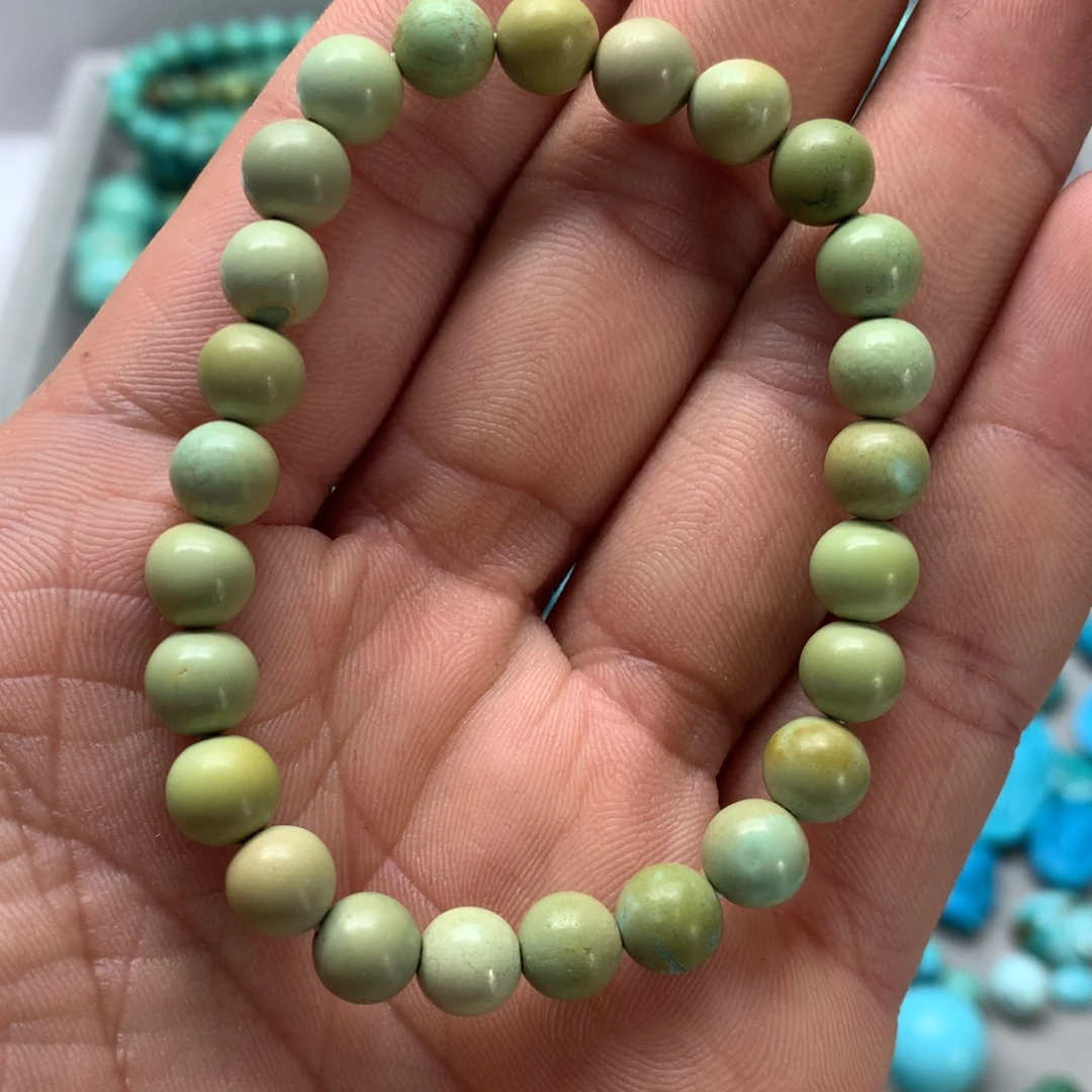 绿松石未镶嵌颈饰