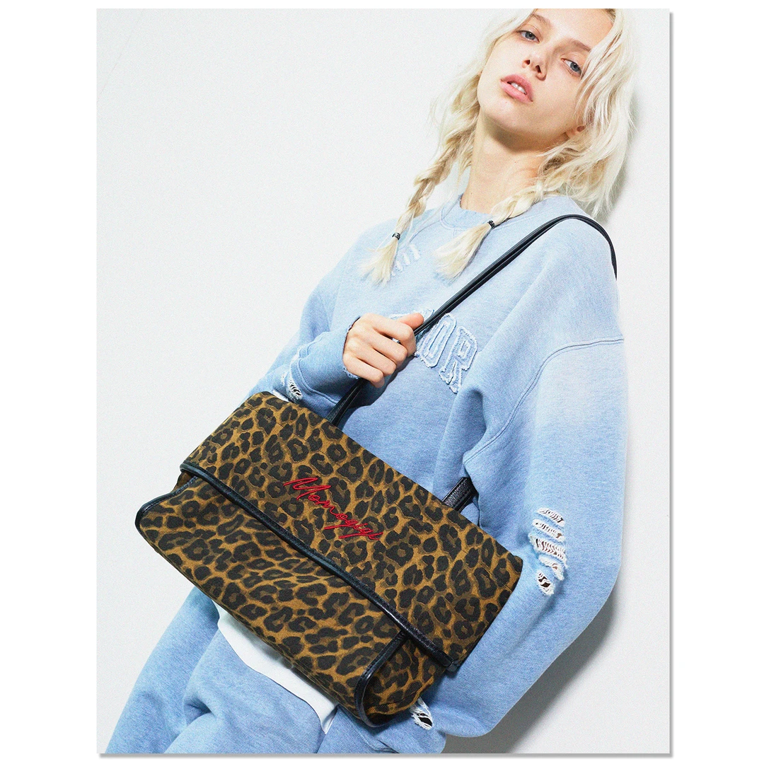 Momogigi街头日记 原创设计复古水洗豹纹帆布休闲腋下包托特包