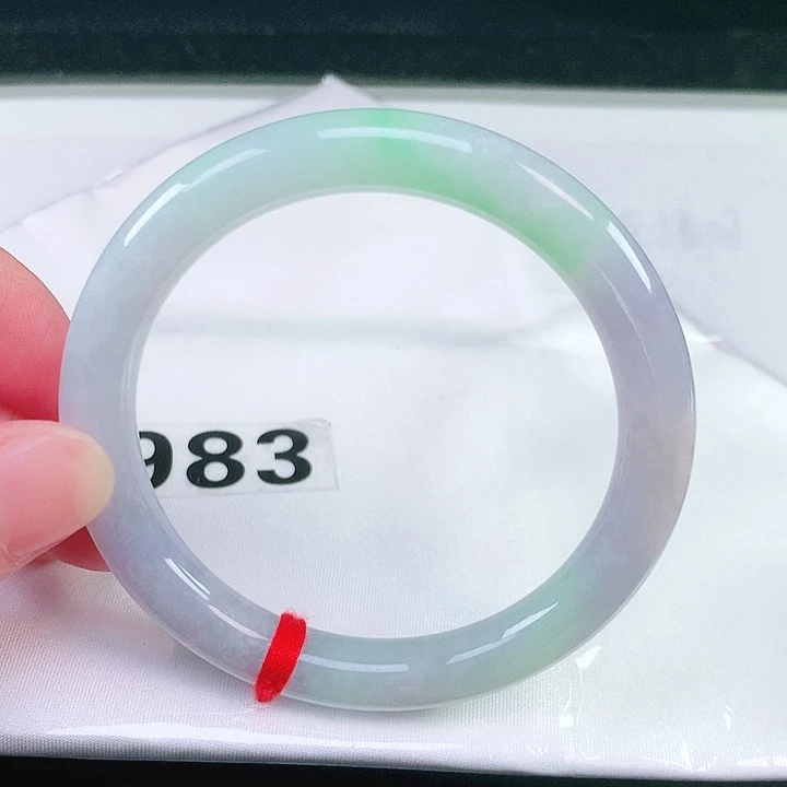 翡翠未镶嵌手镯（圆镯）983