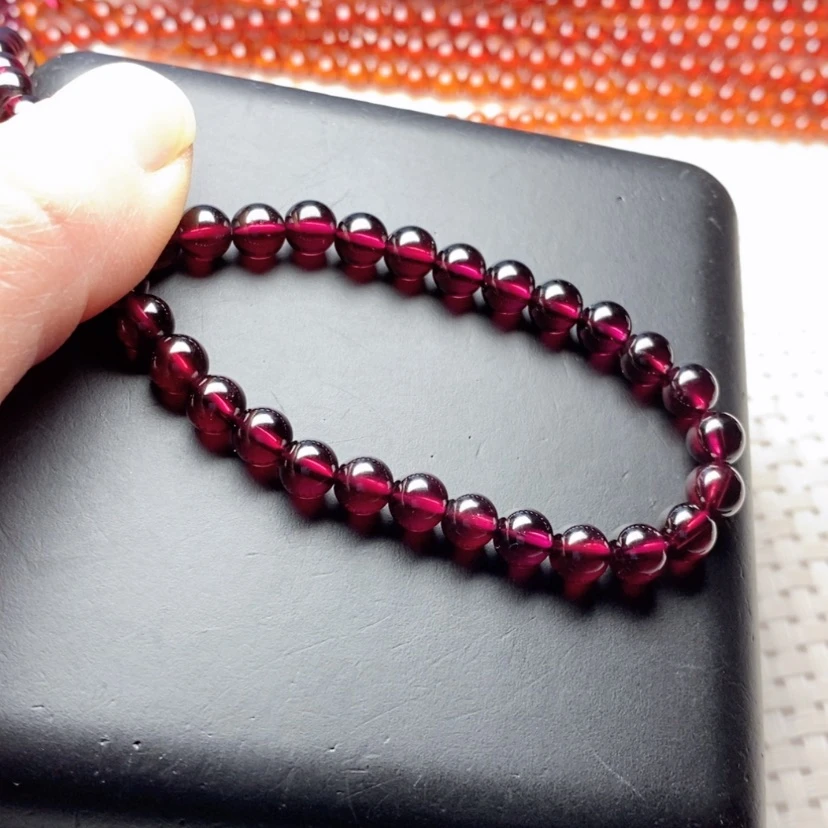 【闪购商品】石榴石手链未镶嵌小*桃酒红老料毕业级10a
