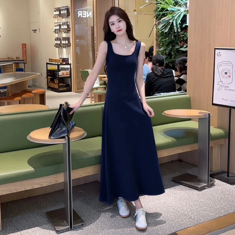 蓝色无袖背心吊带连衣裙子女装夏季2025新款海边度假法式气质长裙