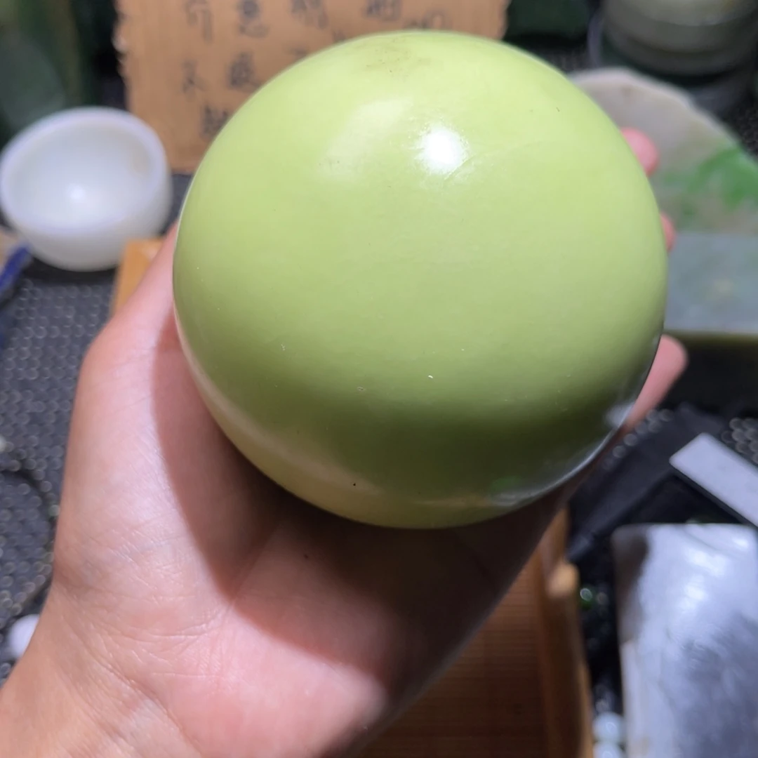 未镶嵌和田玉挂件港****?