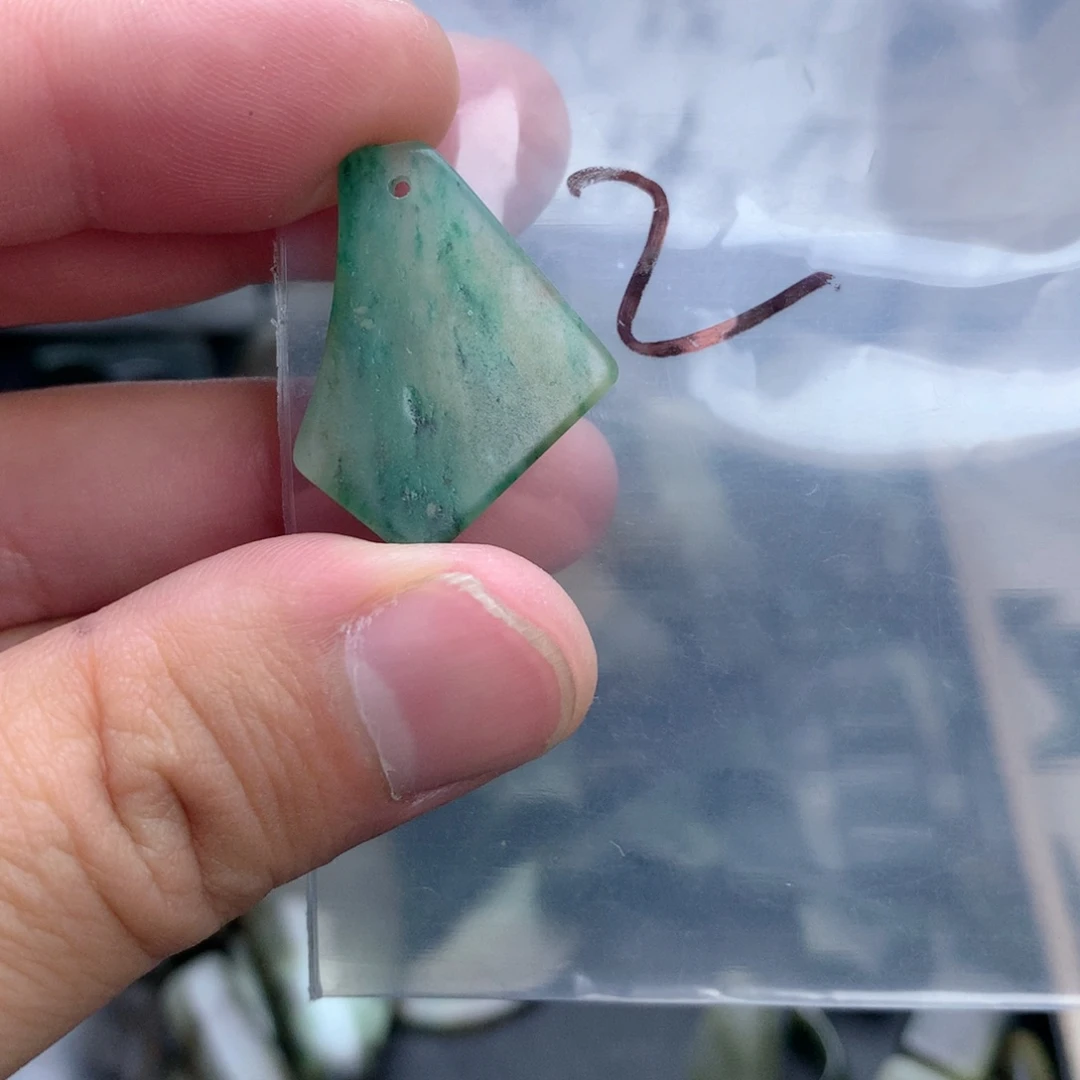 独山玉未镶嵌吊坠(不含链)