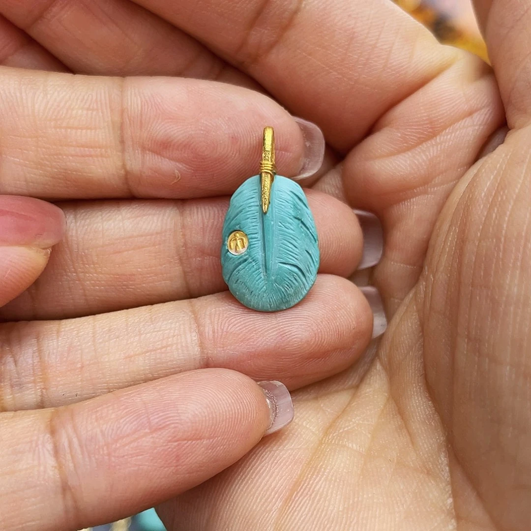 绿松石吊坠(不含链)18K金镶嵌