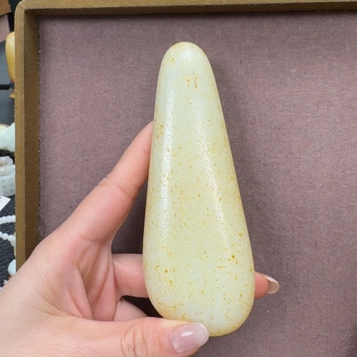 未镶嵌和田玉挂件