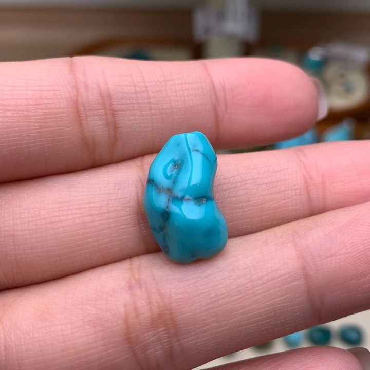 未镶嵌绿松石珠宝奇石