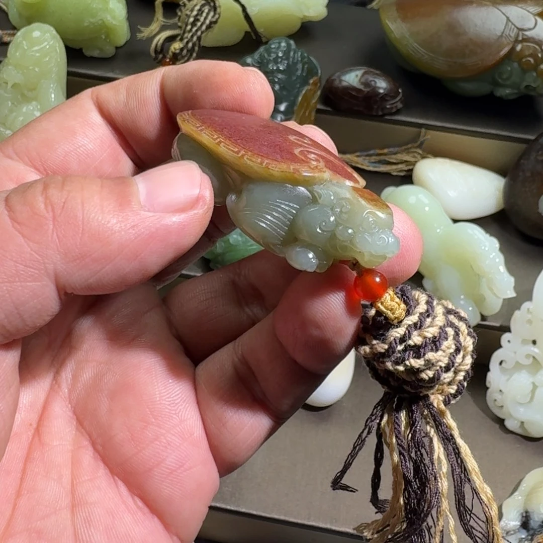 和田玉颈饰未镶嵌天***络
