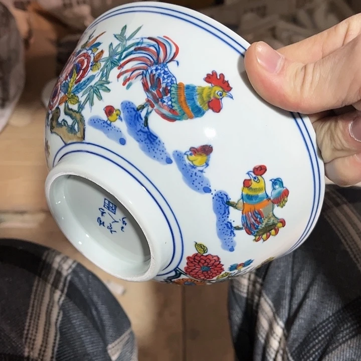 瓷片////直径17厘米。绿。