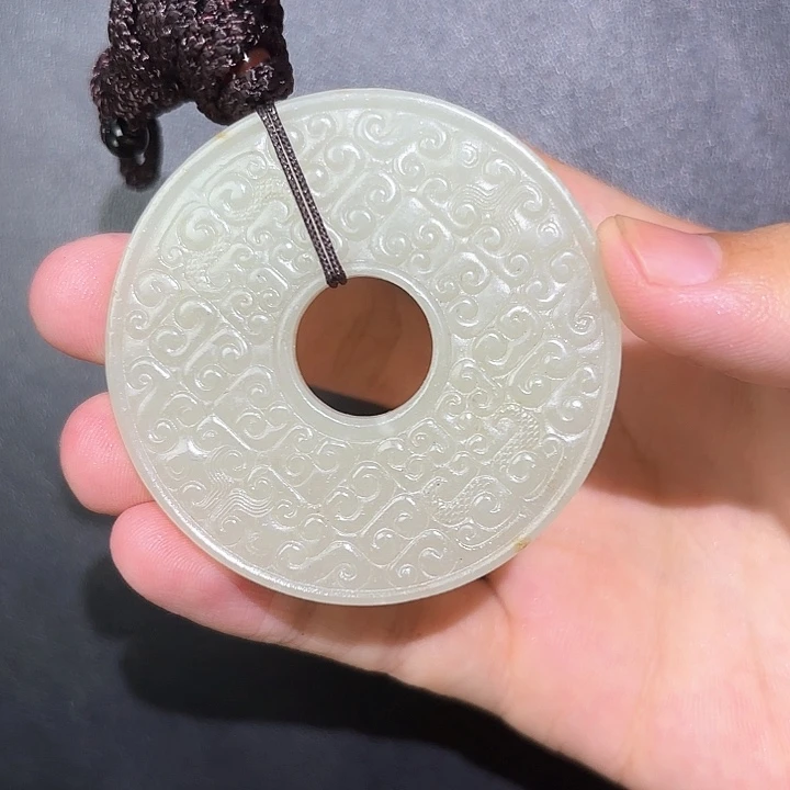 和田玉未镶嵌挂件缘***庄