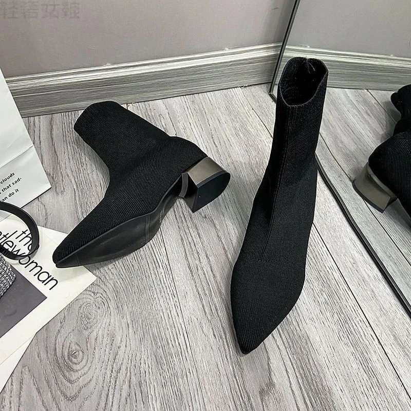 尖针织高跟低跟日常弹力瘦瘦靴子2025新款秋冬季袜靴女粗跟时尚