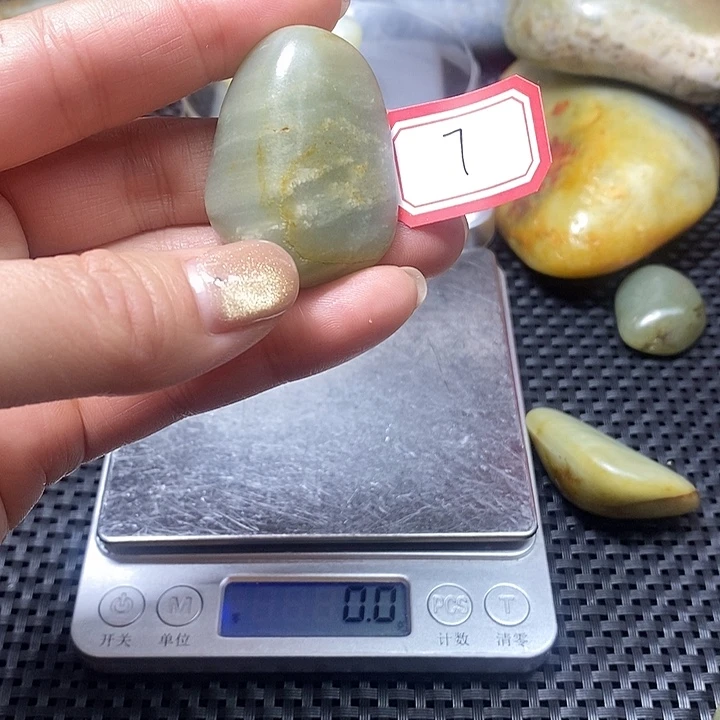 和田玉未镶嵌珠宝奇石7