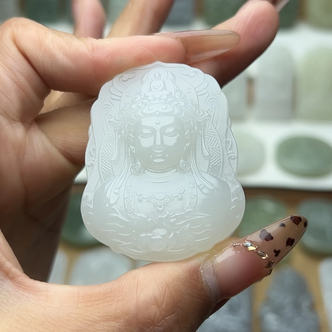 和田玉未镶嵌颈饰