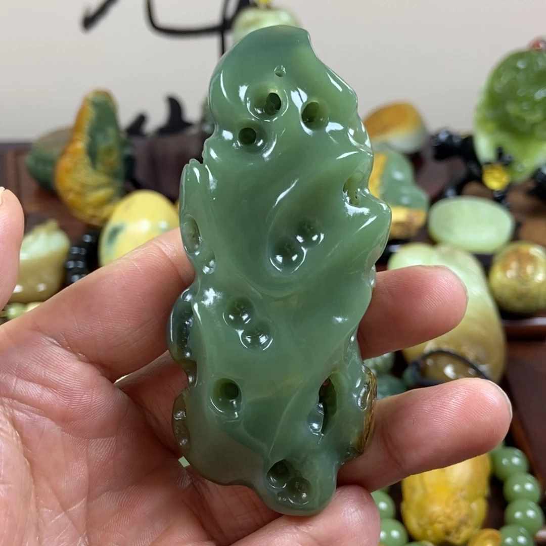 岫岩河磨玉（透闪石质玉）未镶嵌珠宝奇石