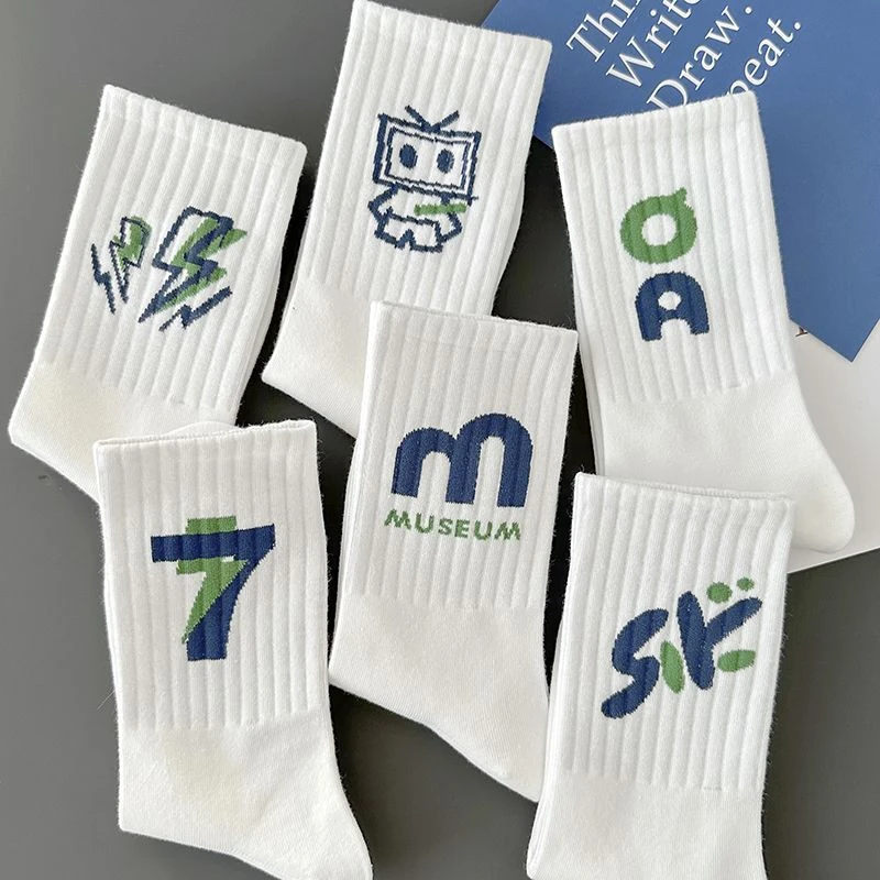 袜子男百搭防臭ins潮流男生运动秋冬新款情侣中筒男士篮球长袜男