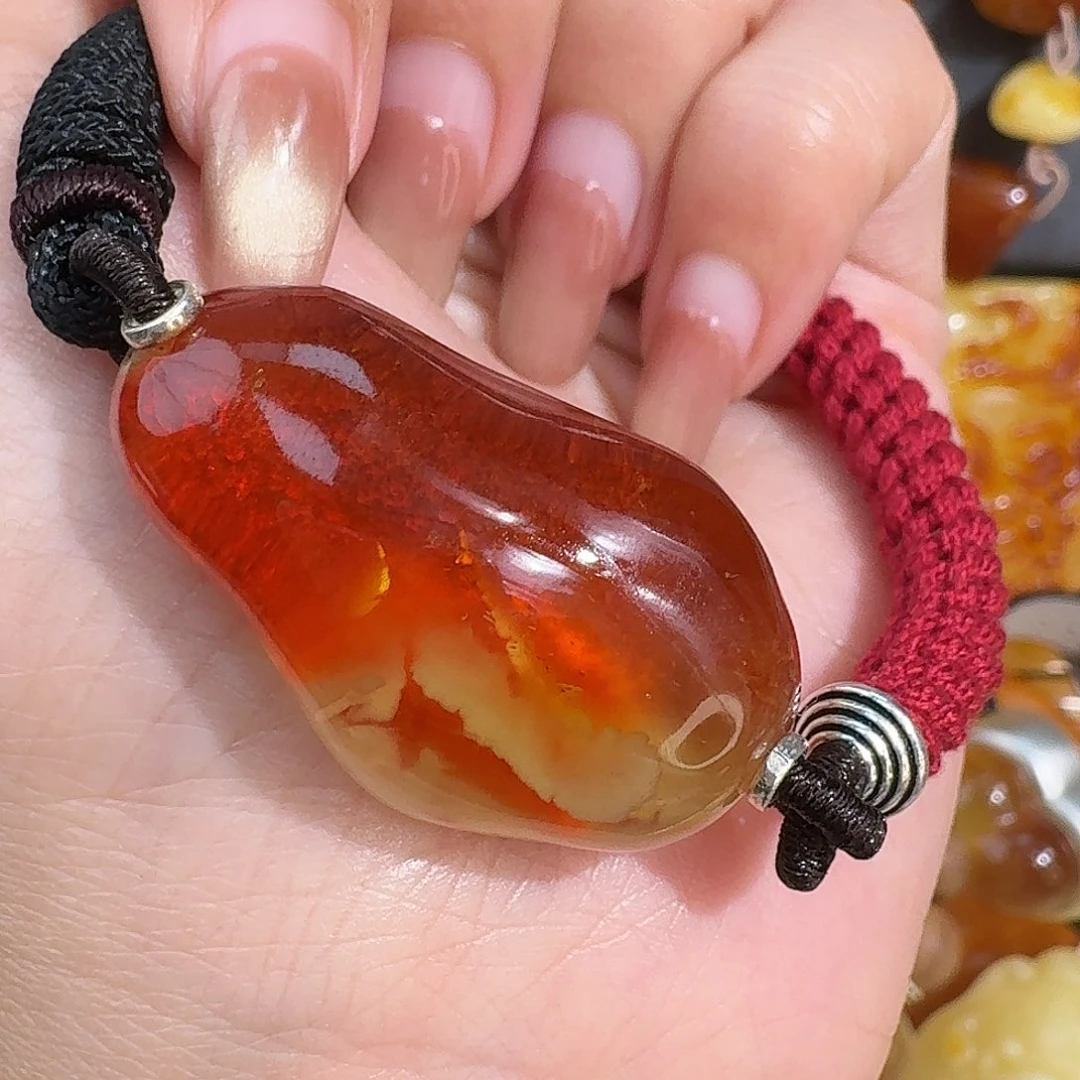 甛***訫琥珀未镶嵌裸石我