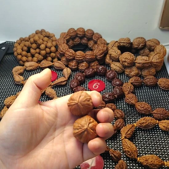 z***y文玩核桃吊坠三棱