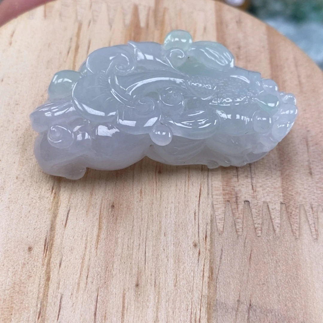 翡翠未镶嵌颈饰多人如意貔貅吊坠