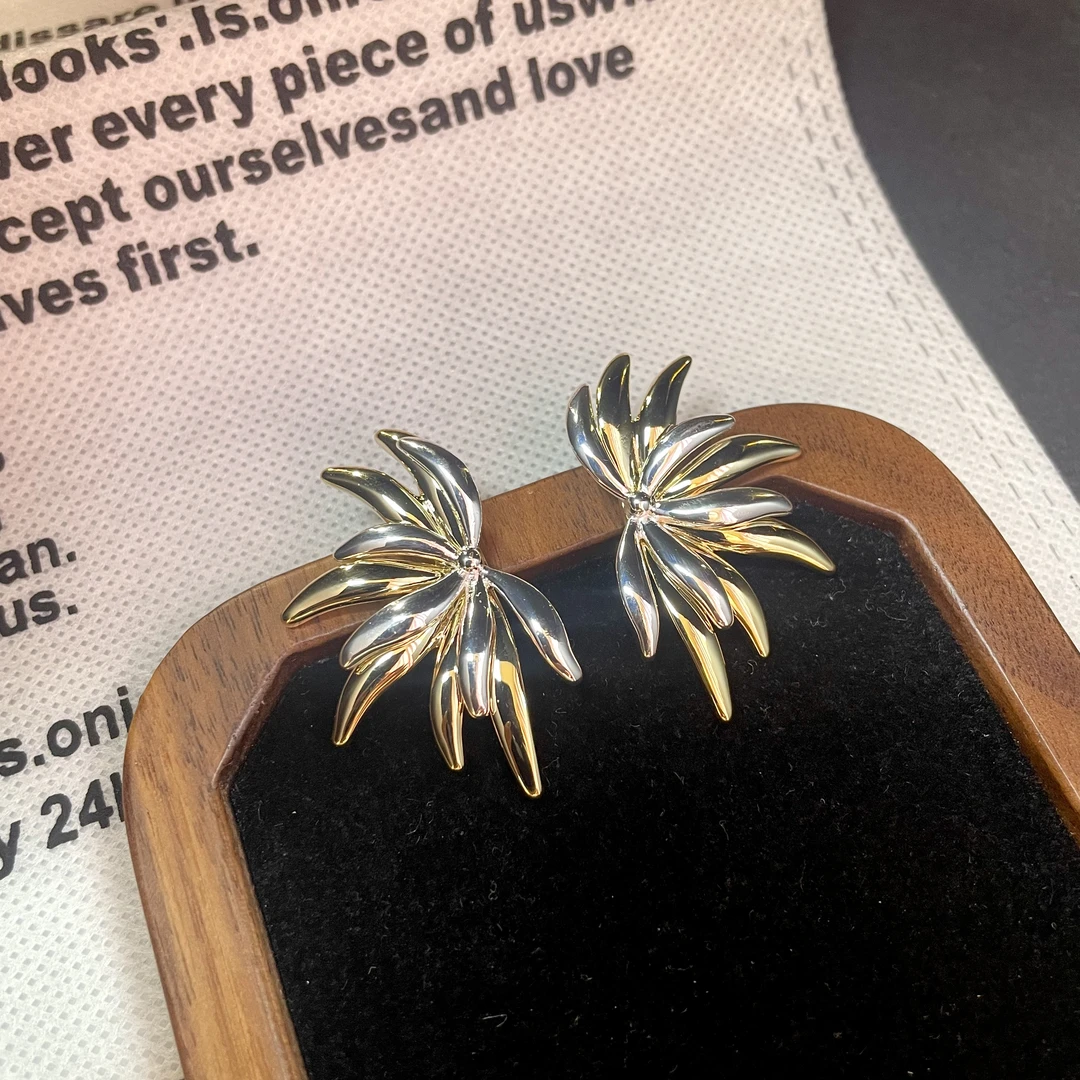 铜合金耳饰  买三送一  手工气质时尚百搭法式简约精致耳钉