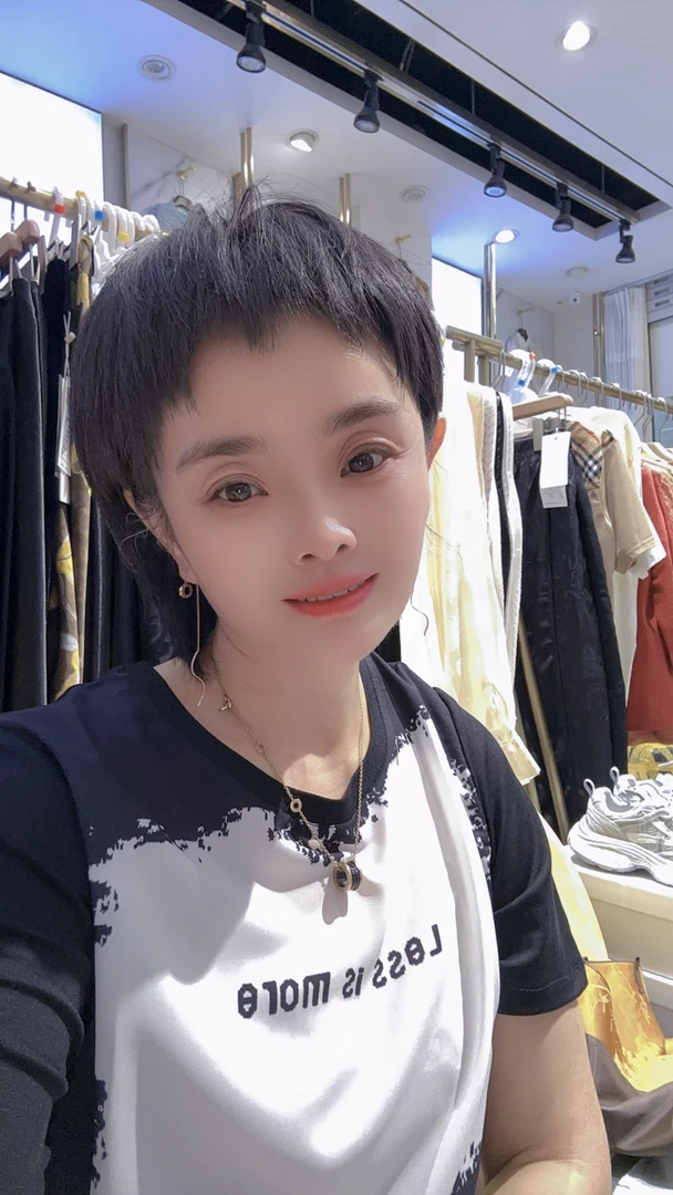 百搭女款印花韩版通勤修身针织圆领T恤女士短袖扎染