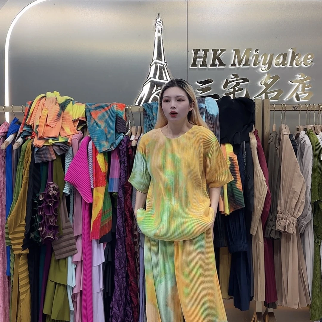套头粗牙签黄绿色套装