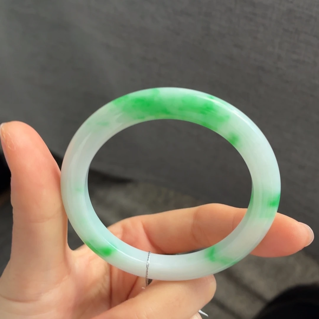 翡翠未镶嵌手镯天然