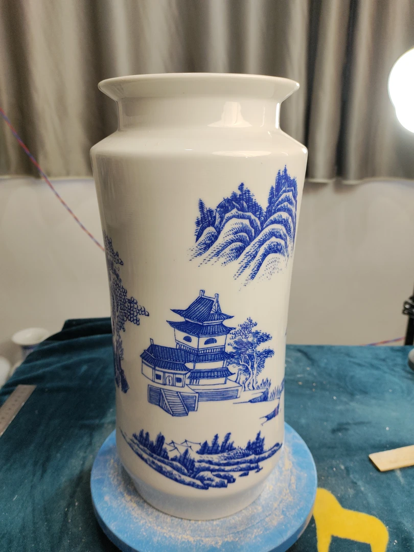 景德镇陶瓷青花山水书画筒高36宽18口15厘米