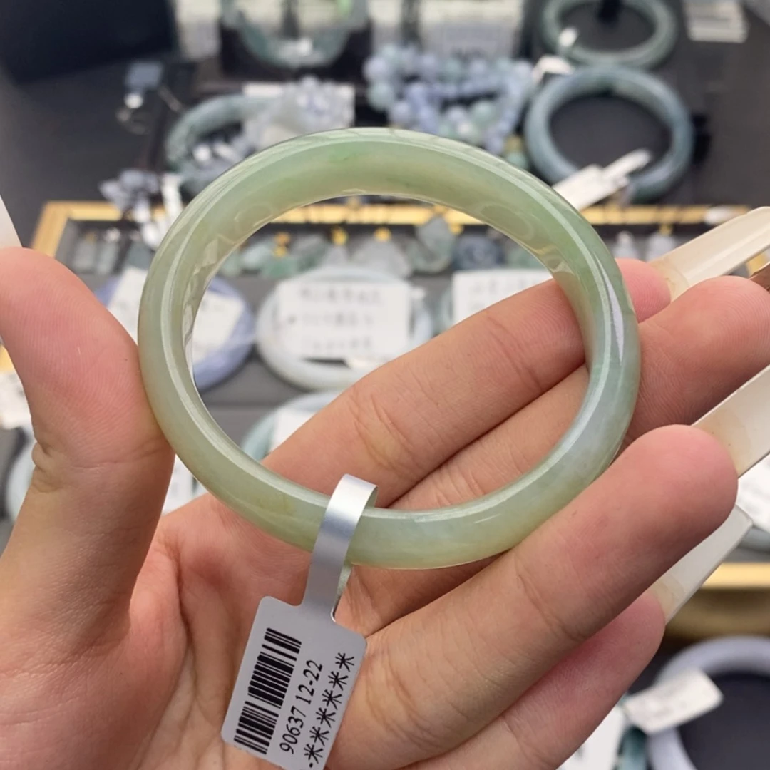 【闪购商品】未镶嵌手镯和田玉（糖玉）
